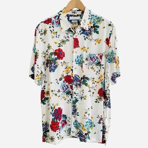 Urban Outfitters Men’s Button Down Floral  Beach Cruise Surf Shirt Size M Party